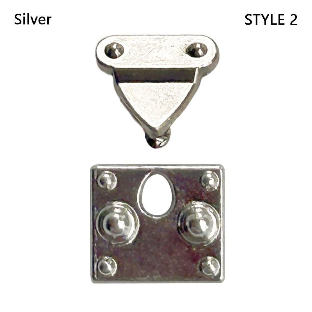5/10pcs New Mini Metal Crafts Lock Multi-colors DIY Manual Luggage Trunk Lock DIY Doll Accessories Style 1 срібний
5/10pcs New Mini Metal Crafts Lock Multi-colors DIY Manual Luggage Trunk Lock DIY Doll Accessories Style 1 срібний