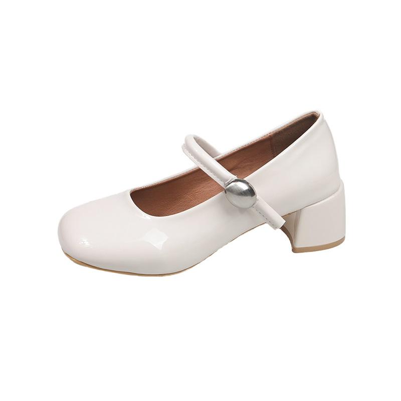 Красные французские туфли с квадратной головкой и толстым каблуком, женские, новинка весны 2025 года, юбка в стиле ретро, увеличивающая рост, туфли Мэри Джейн 35
Красные французские туфли с квадратной головкой и толстым каблуком, женские, новинка весны 2025 года, юбка в стиле ретро, увеличивающая рост, туфли Мэри Джейн 35