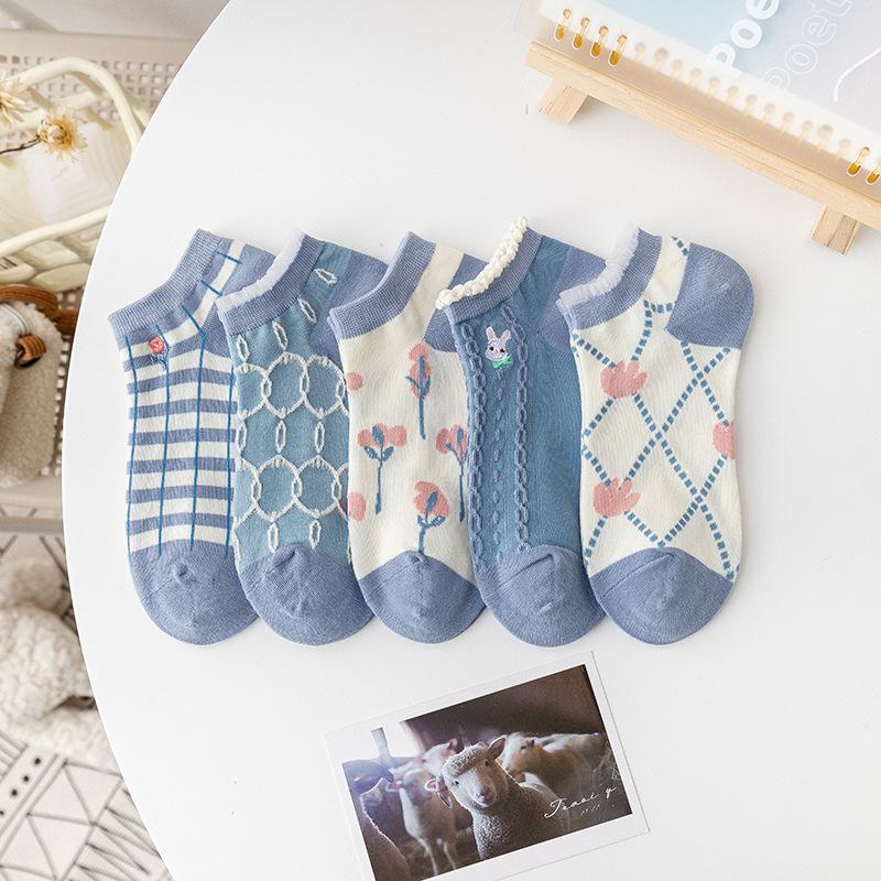 Boat Sock Women s Spring and Summer Thin Lace Short Socks, College Style Blue Cartoon Flower Versatile Cotton Socks, Sweat-absorbing Invisible Socks 1 pair
Boat Sock Women s Spring and Summer Thin Lace Short Socks, College Style Blue Cartoon Flower Versatile Cotton Socks, Sweat-absorbing Invisible Socks 1 pair