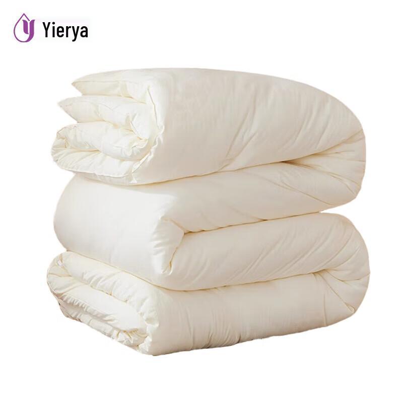 Yier Ya All-Season Feather Velvet Quilt
Yier Ya All-Season Feather Velvet Quilt