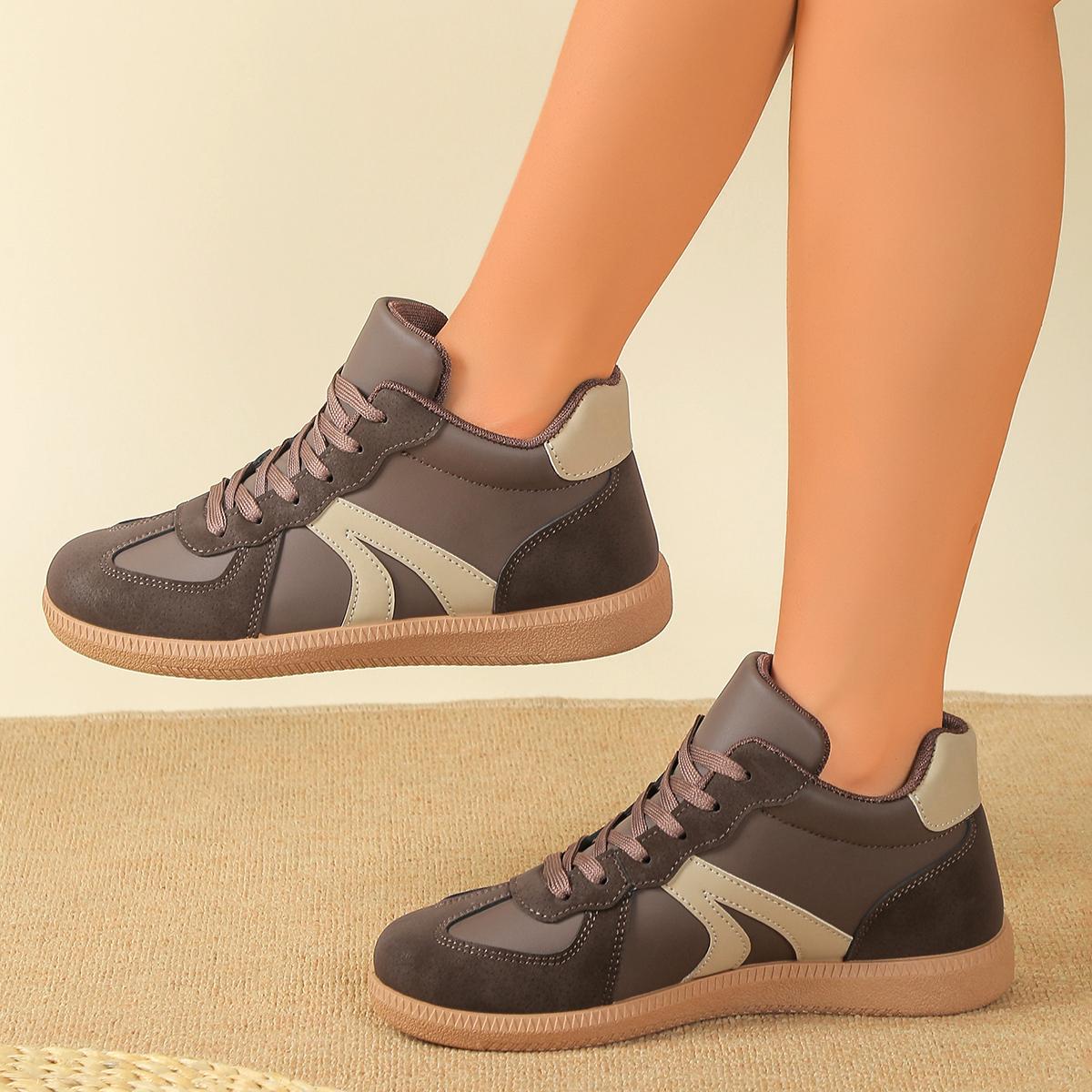 Fashion 2025 New Women Sneakers Lightweight Flat Shoes for Women Outdoor Comfortable Slip on Luxury Sneakers Spring Zapatos De Mujer 36 коричневый
Fashion 2025 New Women Sneakers Lightweight Flat Shoes for Women Outdoor Comfortable Slip on Luxury Sneakers Spring Zapatos De Mujer 36 коричневый