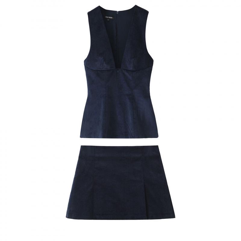 European & American Style Women s V-Neck Corduroy Top & A-Line Mini Skirt Set Extra Small
European & American Style Women s V-Neck Corduroy Top & A-Line Mini Skirt Set Extra Small