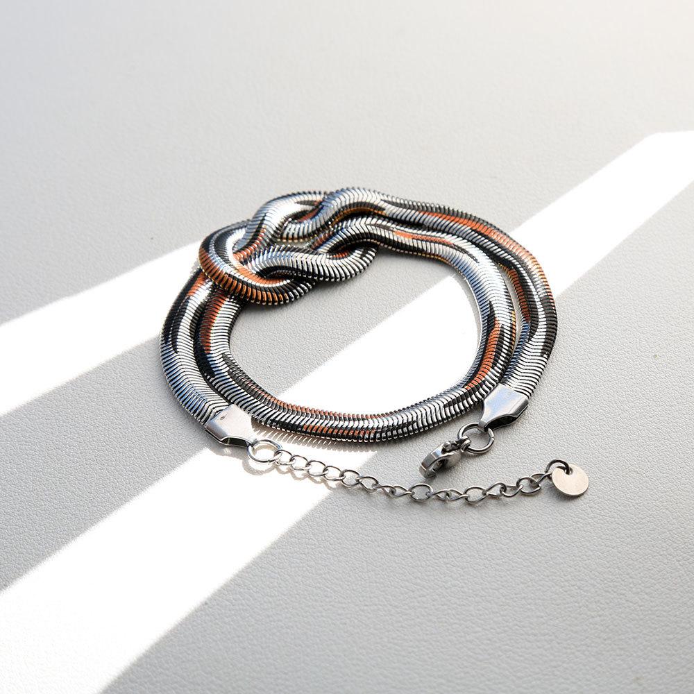 Stainless Steel Leopard Print Necklace Bracelet for Women Spicy Girl Party Exaggerated Retro Sexy Necklace Luxury Zircon Gifts
Stainless Steel Leopard Print Necklace Bracelet for Women Spicy Girl Party Exaggerated Retro Sexy Necklace Luxury Zircon Gifts