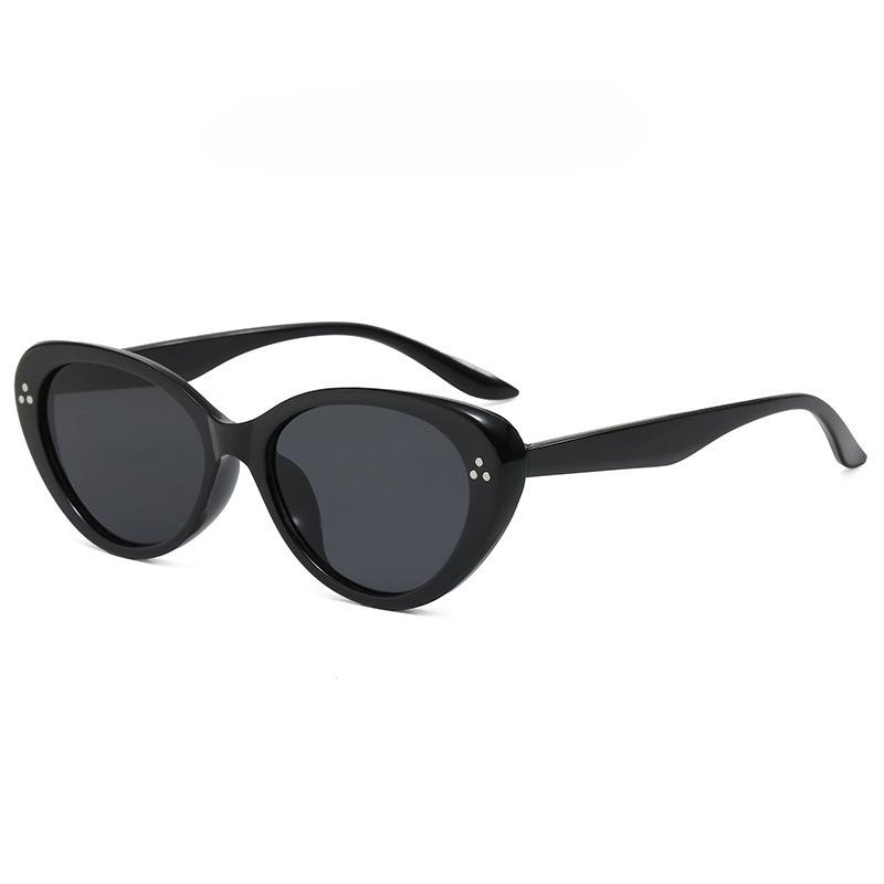 Cat Eye Fashion Sunglasses for Women Retro Vintage Style with Durable PC Framefor Daily Wear Wholesale as pictures
Cat Eye Fashion Sunglasses for Women Retro Vintage Style with Durable PC Framefor Daily Wear Wholesale as pictures