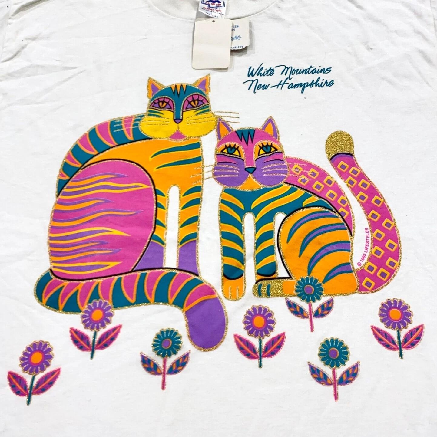NOS vintage 90s CAT GLITTER ART WHITE MOUNTAINS NEW HAMPSHIRE T-Shirt LARGE 3XL
NOS vintage 90s CAT GLITTER ART WHITE MOUNTAINS NEW HAMPSHIRE T-Shirt LARGE 3XL