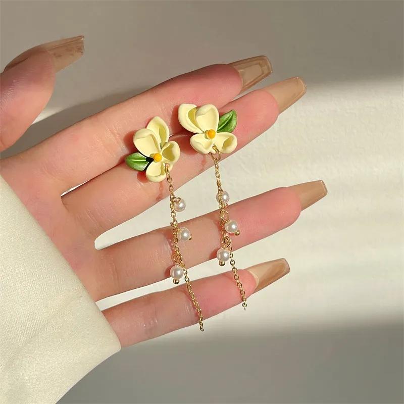 Gentle Sweet Cute Gardenia Drop Earrings French White Flower Long Pearl Tassel Earrings for Women Party Jewelry Gifts
Gentle Sweet Cute Gardenia Drop Earrings French White Flower Long Pearl Tassel Earrings for Women Party Jewelry Gifts