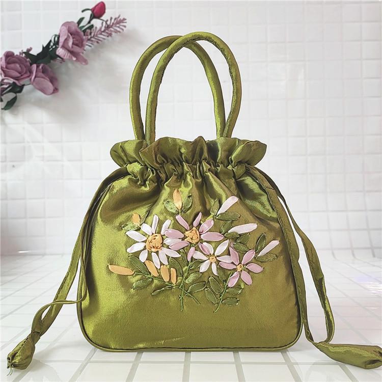 Женская этническая вышитая маленькая сумочка: Клатч, Мамочкин, Сумка-ведро, Ханфу, и Сумка для телефона на шнурке
Женская этническая вышитая маленькая сумочка: Клатч, Мамочкин, Сумка-ведро, Ханфу, и Сумка для телефона на шнурке