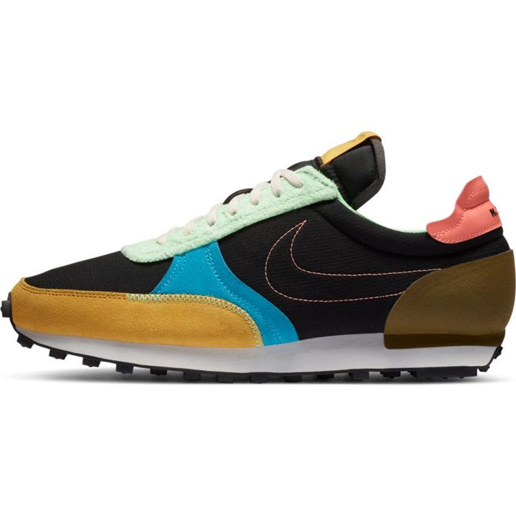Кроссовки унисекс Nike Daybreak Type Fur Pack разноцветные, черные, балтийско-синие DC3274-064
Кроссовки унисекс Nike Daybreak Type Fur Pack разноцветные, черные, балтийско-синие DC3274-064