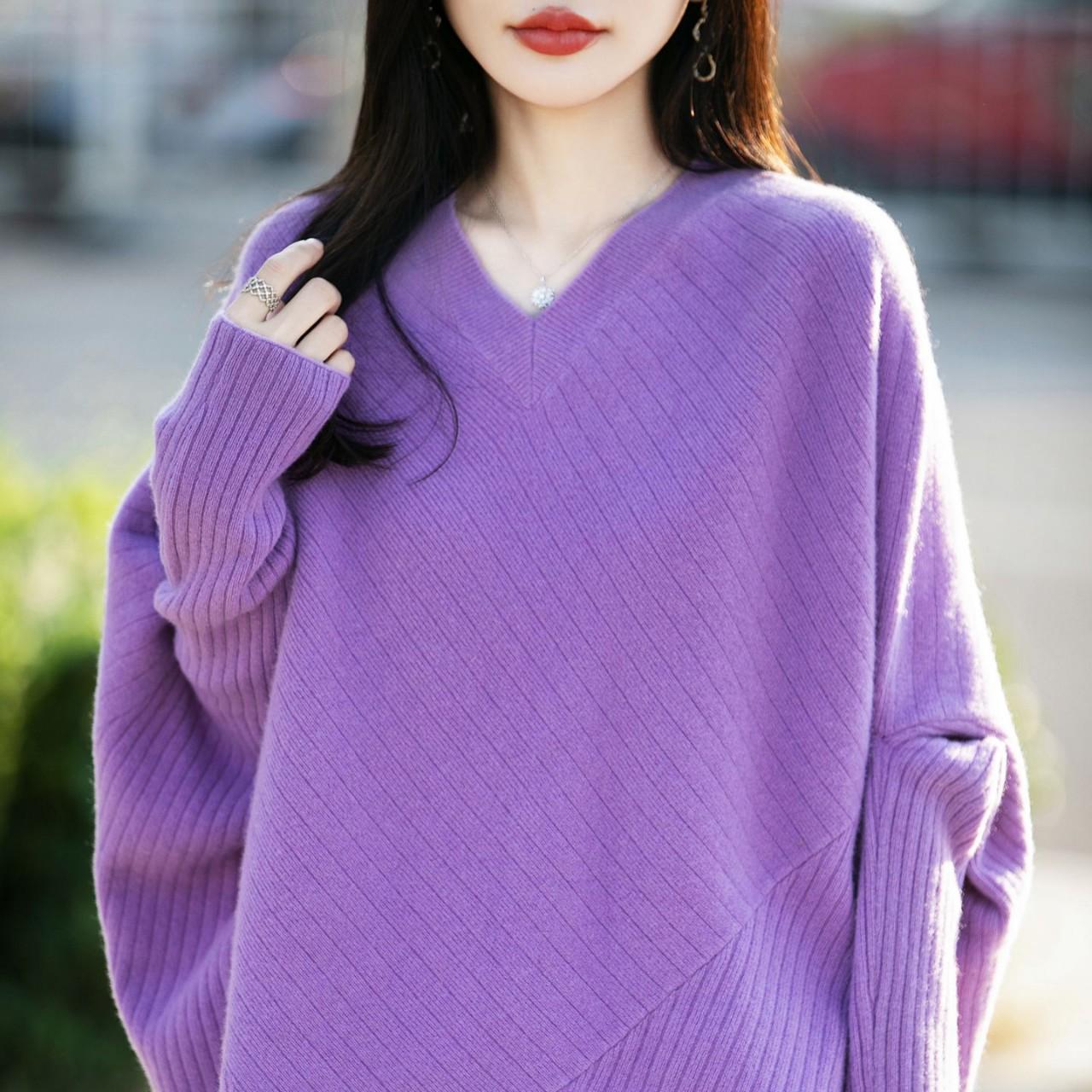 25 New Autumn/Winter 100% Wool Korean Style Mid-Length Plus Size Batwing Sleeve Sweater Wine Red
25 New Autumn/Winter 100% Wool Korean Style Mid-Length Plus Size Batwing Sleeve Sweater Wine Red