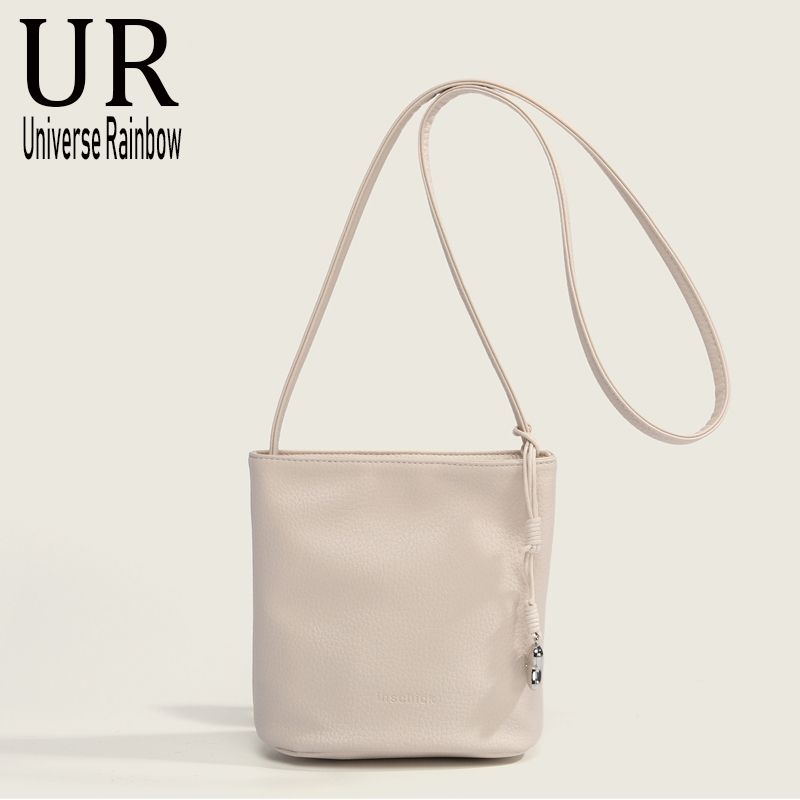 Super Hot Bucket Bag Women 2025 New Fashion Shoulder Messenger Bag Mini Small Bag High Sense Women s Mobile Phone Bag Beige White
Super Hot Bucket Bag Women 2025 New Fashion Shoulder Messenger Bag Mini Small Bag High Sense Women s Mobile Phone Bag Beige White
