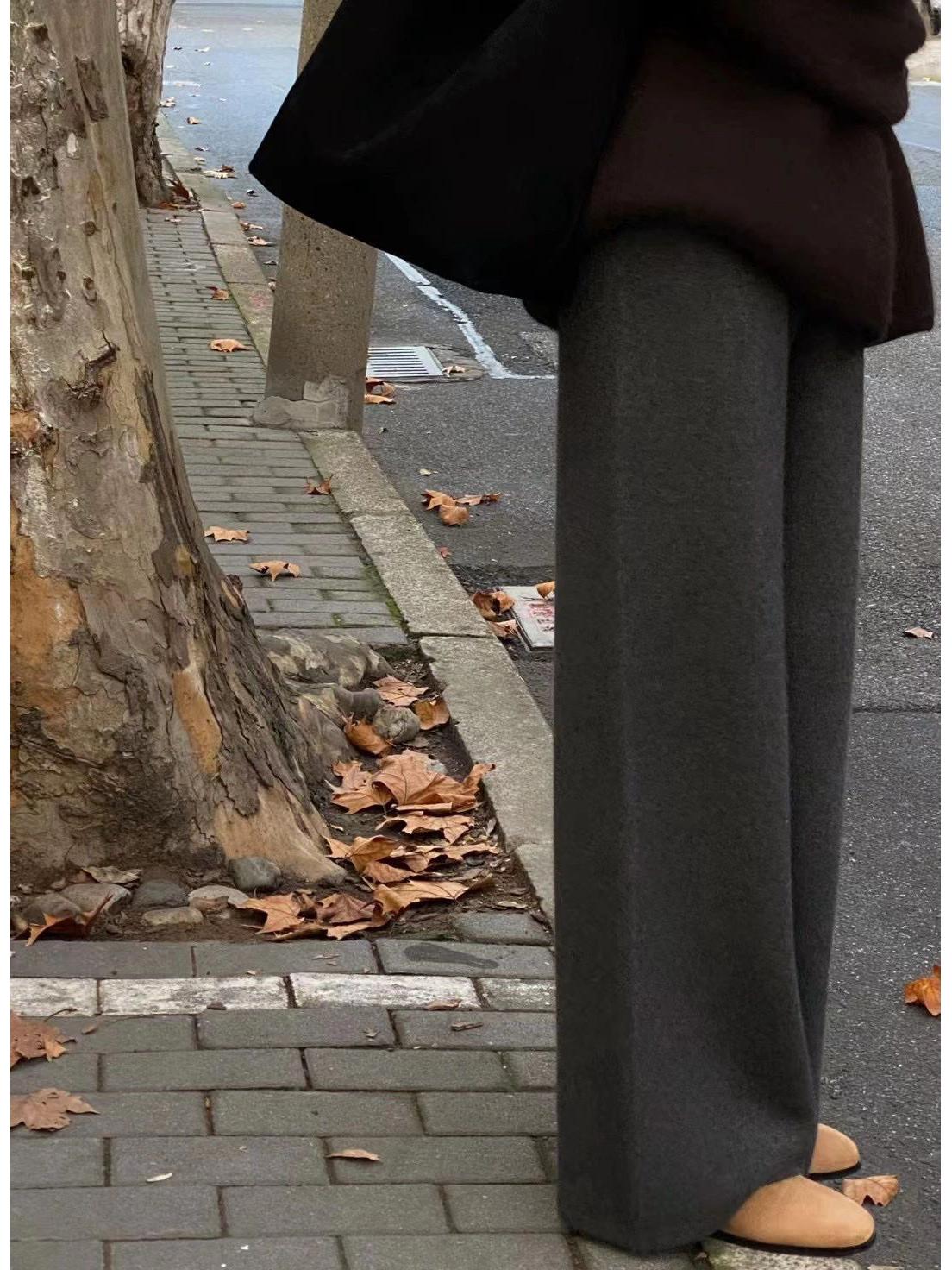 Women s Australian Wool Wide-Leg Trousers - Thick, Floor-Length, Cashmere Knit for Autumn/Winter L
Women s Australian Wool Wide-Leg Trousers - Thick, Floor-Length, Cashmere Knit for Autumn/Winter L