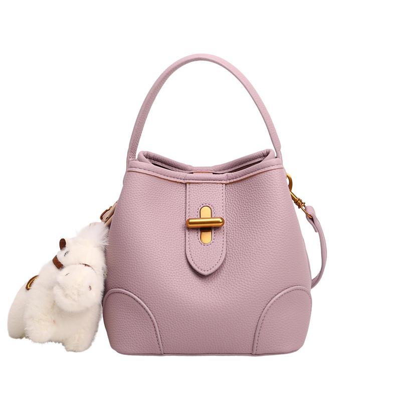 fashion handbag small bag women s new simple bucket bag spring versatile shoulder messenger bag No pendant model фіолетовий
fashion handbag small bag women s new simple bucket bag spring versatile shoulder messenger bag No pendant model фіолетовий