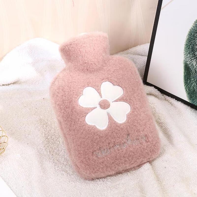 DUTRIEUX Cute Four-Leaf Clover Plush Hot Water Bottle
DUTRIEUX Cute Four-Leaf Clover Plush Hot Water Bottle