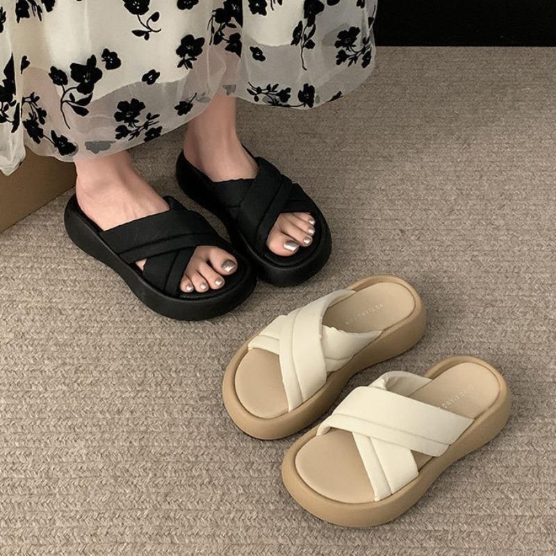 One-line Shoes Thick-soled Slippers New Anti-slip Soft-soled Cooling Slippers for Women In Summer 35
One-line Shoes Thick-soled Slippers New Anti-slip Soft-soled Cooling Slippers for Women In Summer 35