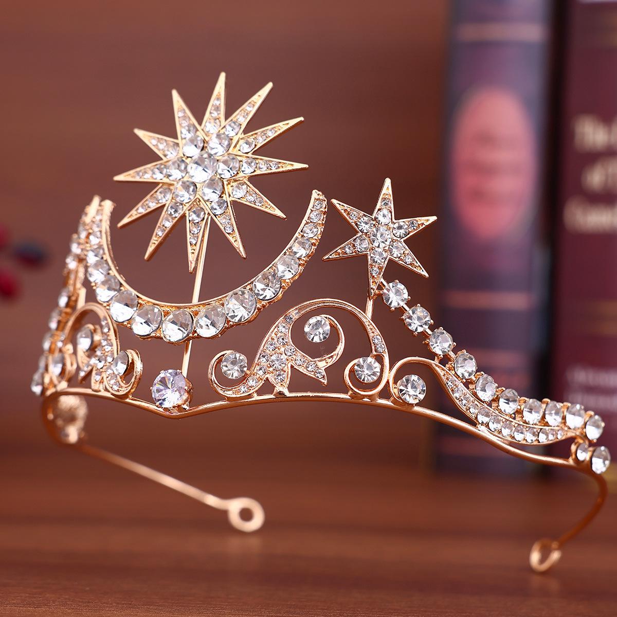 Европейская и американская легкая роскошная стразовая свадебная корона головной убор сплав бриллиант солнечная корона аксессуары для волос свадебные аксессуары для волос корона
Европейская и американская легкая роскошная стразовая свадебная корона головной убор сплав бриллиант солнечная корона аксессуары для волос свадебные аксессуары для волос корона