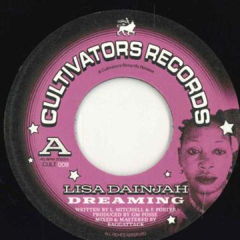 7inch Record LISA DAINJAH - Dreaming / Dub Version CULT008 Cultivator Reco 2022 Europe Reggae, Ska & Dub
7inch Record LISA DAINJAH - Dreaming / Dub Version CULT008 Cultivator Reco 2022 Europe Reggae, Ska & Dub
