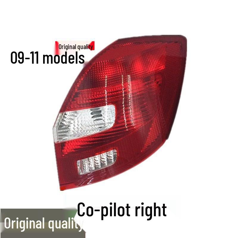 Skoda Fabia 08-17 Rear Tail Light Assembly & Reverse Signal Housing Replacement Single Package
Skoda Fabia 08-17 Rear Tail Light Assembly & Reverse Signal Housing Replacement Single Package