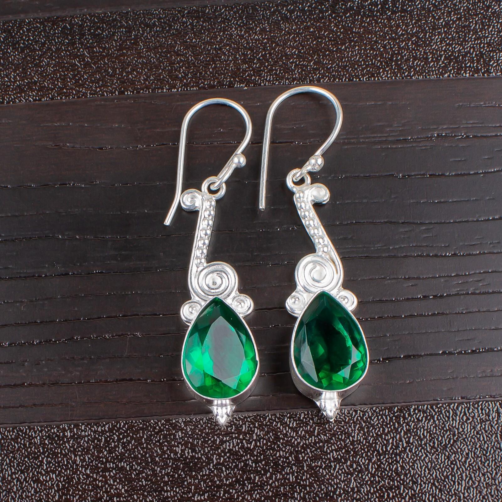 925 Sterling Silver Chrome Diopside Gemstone Lovely Jewelry Hook Earrings 2.10 EE-37-3
925 Sterling Silver Chrome Diopside Gemstone Lovely Jewelry Hook Earrings 2.10 EE-37-3