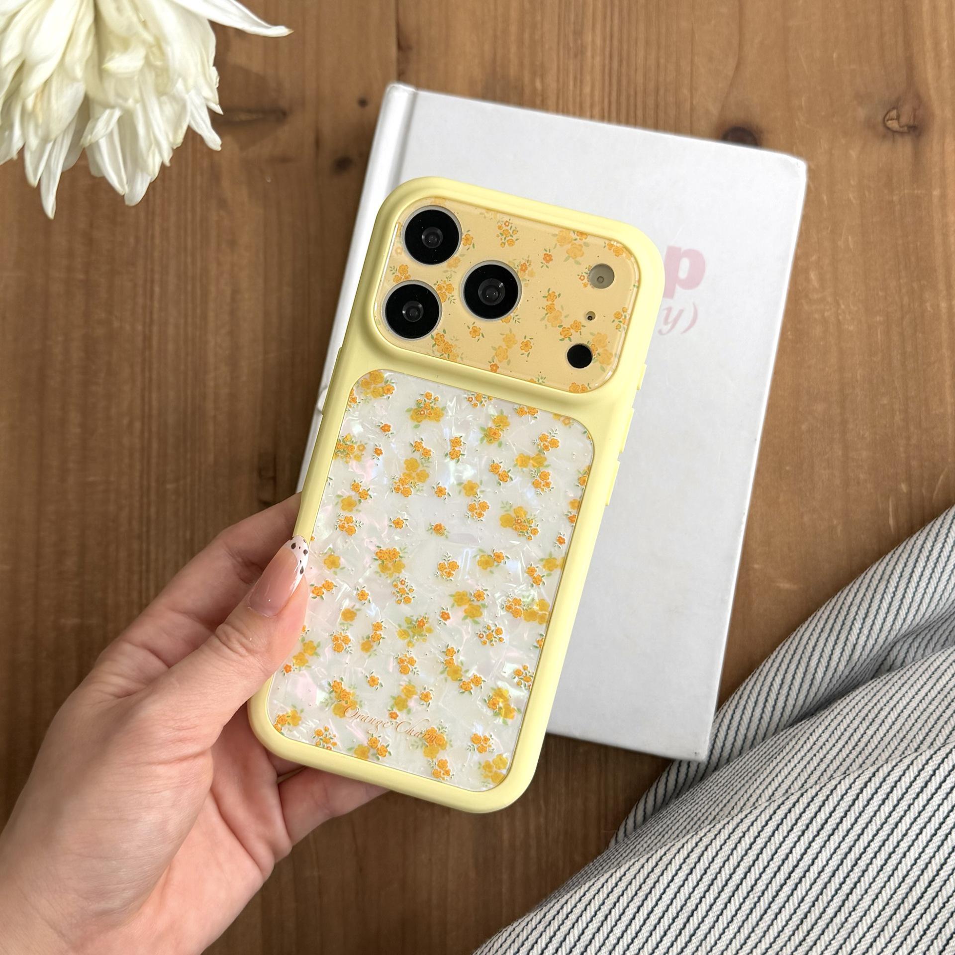 Yellow Floral Shell Pattern iPhone 15/16/17 Pro Max Case for Women iPhone 15
Yellow Floral Shell Pattern iPhone 15/16/17 Pro Max Case for Women iPhone 15