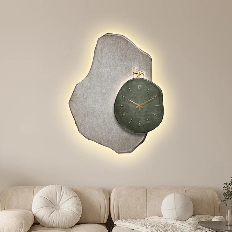 Роскошные настенные часы для гостиной, декор, легкие, большие, элегантные, настенные часы, кварцевые, искусство, уникальный современный дизайн, тихая спальня 60 90CM
Роскошные настенные часы для гостиной, декор, легкие, большие, элегантные, настенные часы, кварцевые, искусство, уникальный современный дизайн, тихая спальня 60 90CM