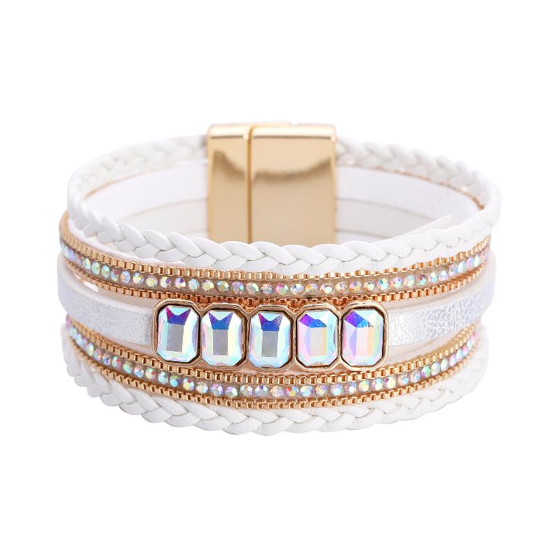 Summer Vacation Wind Leather Bracelet for Women Jewelry Gift Crystal Magnet Buckle Accessories
Summer Vacation Wind Leather Bracelet for Women Jewelry Gift Crystal Magnet Buckle Accessories