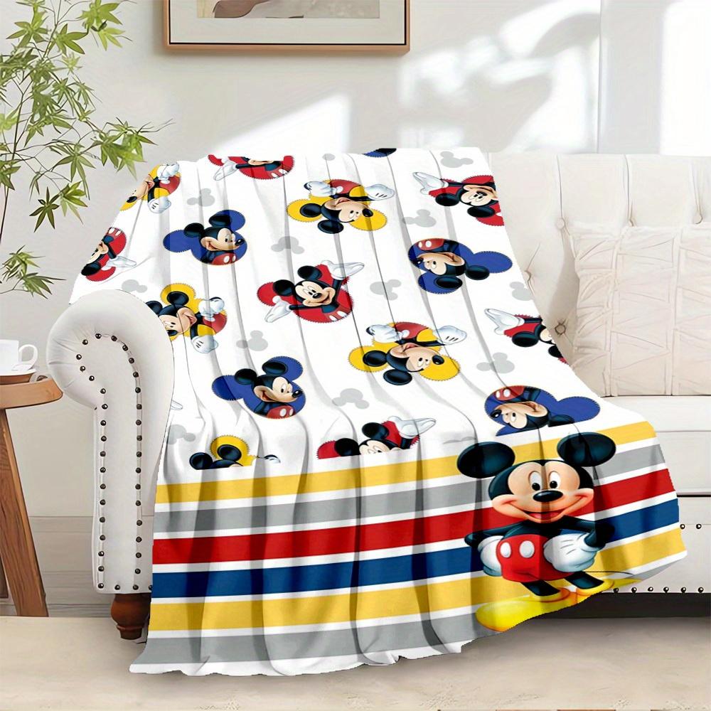 1pc Flannel Bedding Throw Blanket - Soft and Cozy, Sofa Blanket for All Seasons - Perfect Gift for Family and Friends - Enhance your Home De 130x150cm
1pc Flannel Bedding Throw Blanket - Soft and Cozy, Sofa Blanket for All Seasons - Perfect Gift for Family and Friends - Enhance your Home De 130x150cm