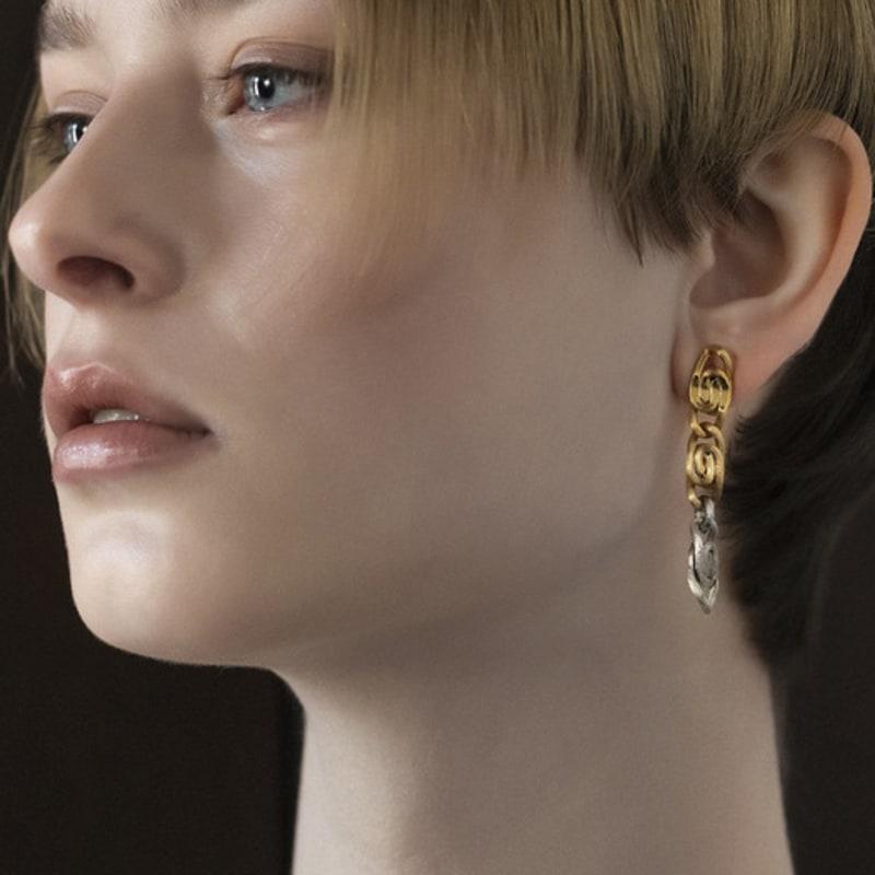 PANACHE CHASUNYOUNG Tweed Two-Tone Chain Earring Yellow & Rhodium gold
PANACHE CHASUNYOUNG Tweed Two-Tone Chain Earring Yellow & Rhodium gold