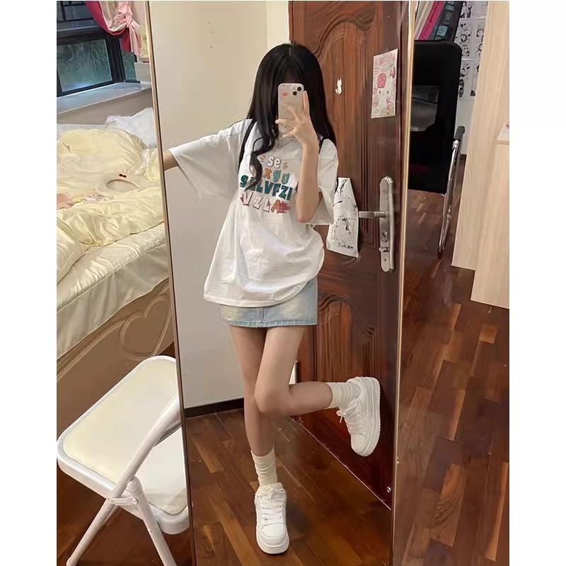 American retro white front shoulder short-sleeved t-shirt women s summer loose large size oversize cotton medium and long top S
American retro white front shoulder short-sleeved t-shirt women s summer loose large size oversize cotton medium and long top S