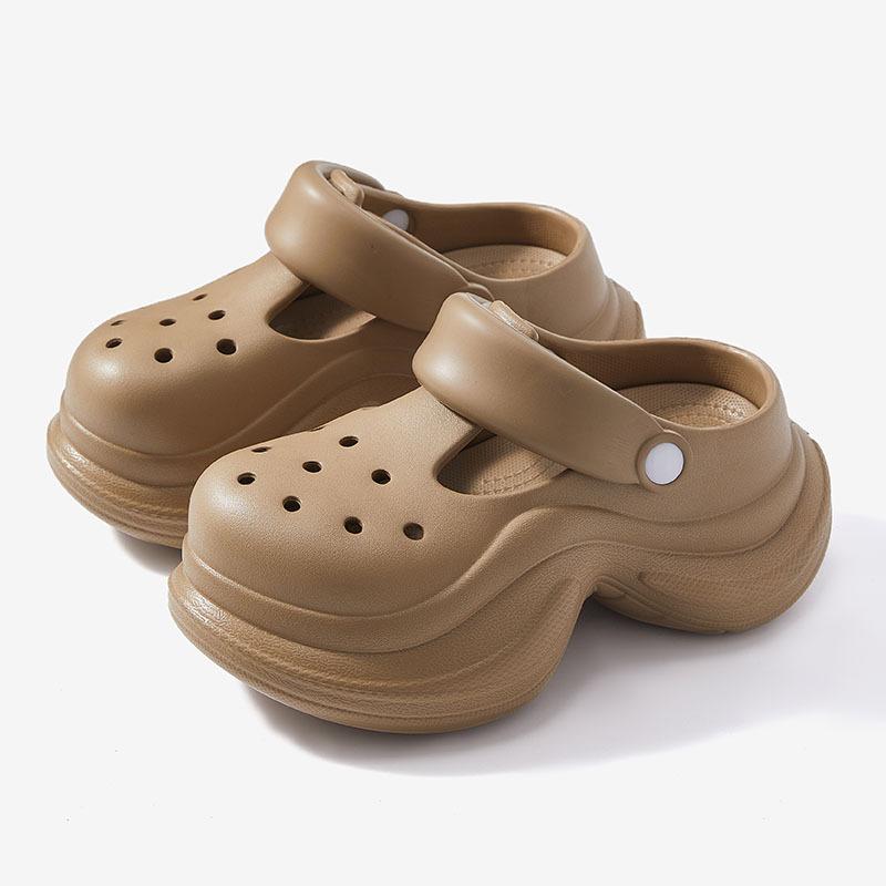 Thick-soled hole shoes women s 2025 new summer outer wear wedding dress artifact heightened heel non-slip sand sandals slippers 40
Thick-soled hole shoes women s 2025 new summer outer wear wedding dress artifact heightened heel non-slip sand sandals slippers 40