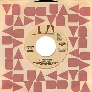 7inch Record AMERICAN FLYER - Let Me Down Easy UAXW874Y United Artists 1976 US Rock Used
7inch Record AMERICAN FLYER - Let Me Down Easy UAXW874Y United Artists 1976 US Rock Used