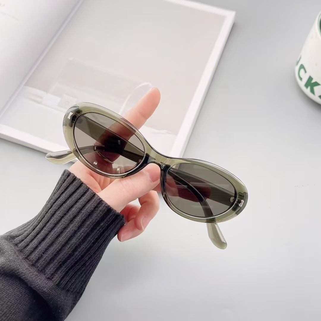 New Stylish ladies Sunglasses Oval Shape UV Protection Cool Sun sleek Glasses Travelling Hiking Sunglasses Male
New Stylish ladies Sunglasses Oval Shape UV Protection Cool Sun sleek Glasses Travelling Hiking Sunglasses Male