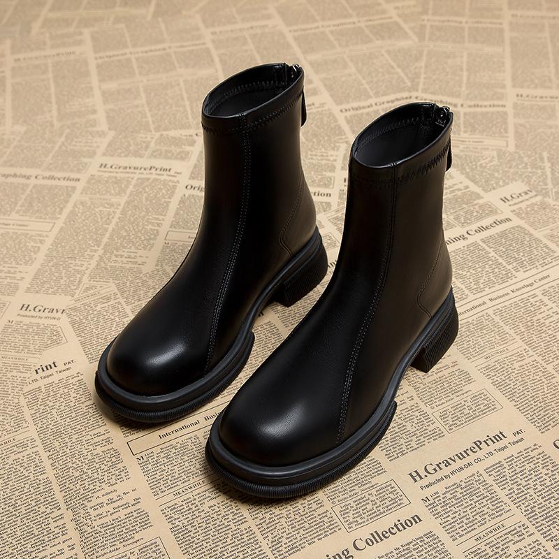 Soft leather boots women s autumn and winter 2025 new short boots women s French thick heel small ankle boots nice super fire thin boots 40 чорний
Soft leather boots women s autumn and winter 2025 new short boots women s French thick heel small ankle boots nice super fire thin boots 40 чорний