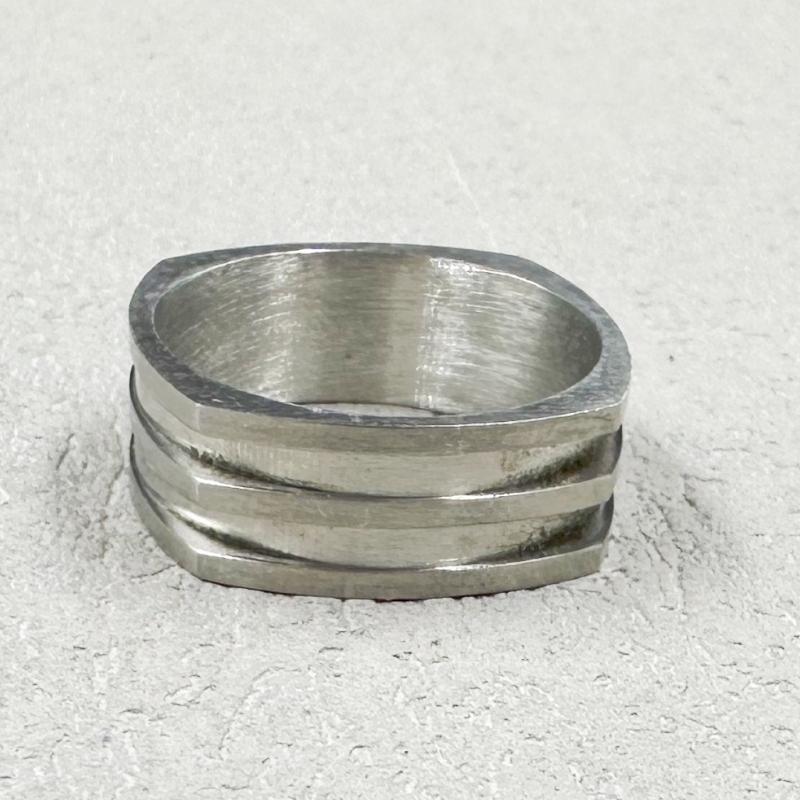 Men s gold color 8mm Width Rings Stainless Steel Simple for Women Fashion Charm Unisex Gifts 13
Men s gold color 8mm Width Rings Stainless Steel Simple for Women Fashion Charm Unisex Gifts 13