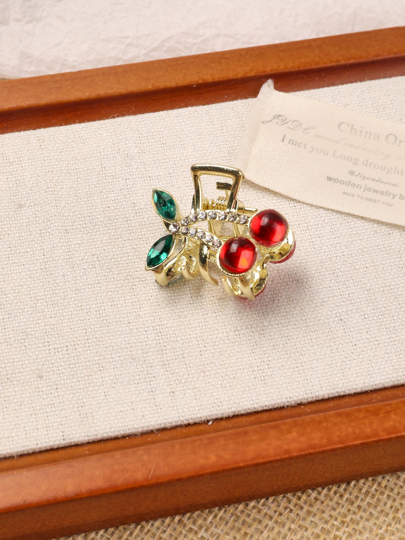 Корейская нежная мини-заколка для волос с вишней из страз, металлическая заколка для волос, женский краб-клип для волос, ювелирное изделие, блестящие подарки, аксессуар для волос
Корейская нежная мини-заколка для волос с вишней из страз, металлическая заколка для волос, женский краб-клип для волос, ювелирное изделие, блестящие подарки, аксессуар для волос