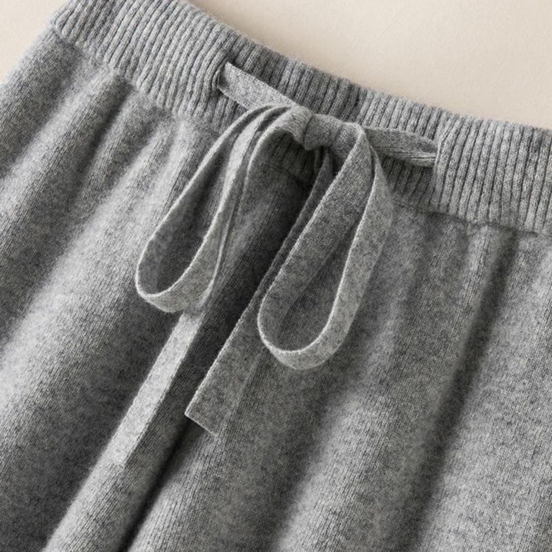 Трикотажные брюки широкого кроя с высокой талией для женщин - повседневные брюки осень 2024 Double Extra Large
Трикотажные брюки широкого кроя с высокой талией для женщин - повседневные брюки осень 2024 Double Extra Large