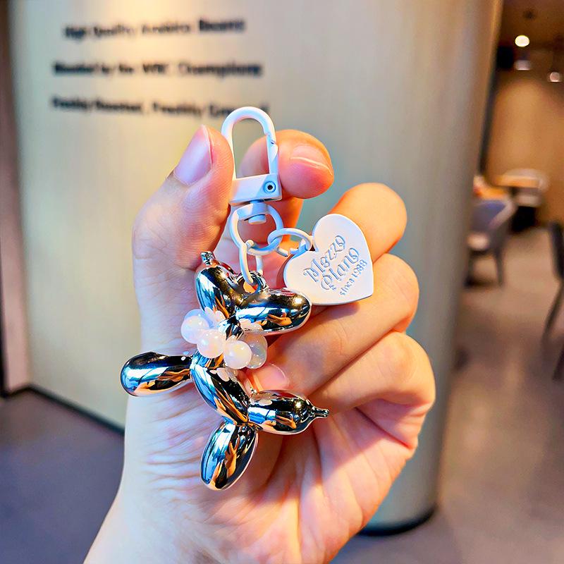 Креативний брелок-кулька з підвіскою для собаки - мініатюрний аксесуар для ключів з мультфільму, невеликий подарунок
Креативний брелок-кулька з підвіскою для собаки - мініатюрний аксесуар для ключів з мультфільму, невеликий подарунок