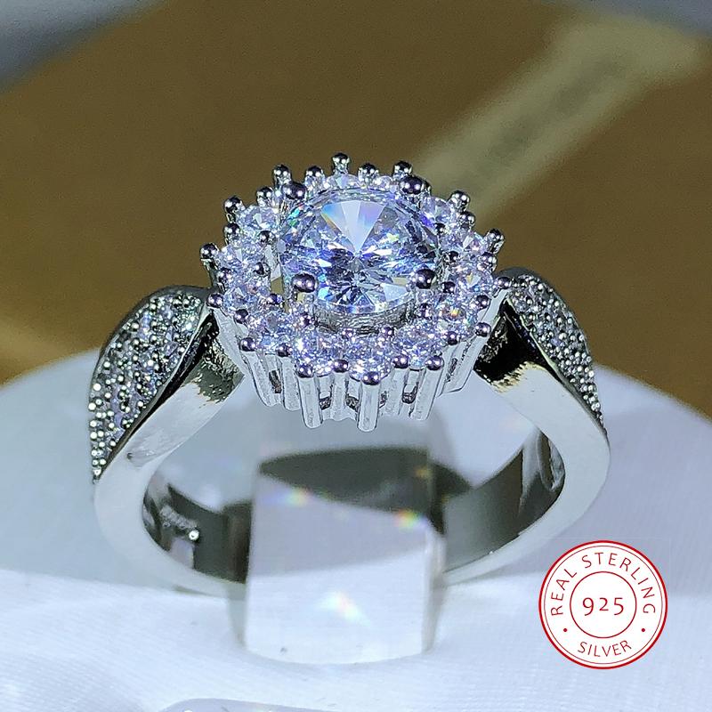 Newest Classic Many Prong Main White Zircon Ring Silver For Ladies Party Cookic Party Jewelry Gift 6
Newest Classic Many Prong Main White Zircon Ring Silver For Ladies Party Cookic Party Jewelry Gift 6