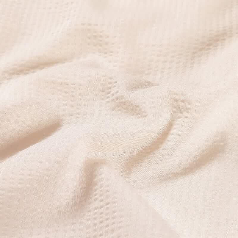 FUANNA Summer Thin Quilt with Tencel Blend and Lace Edge
FUANNA Summer Thin Quilt with Tencel Blend and Lace Edge