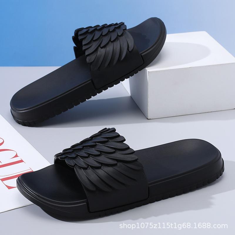 Summer new men s cool slippers, non-slip and wear-resistant thick-bottomed beach, one-word drag for domestic sales 40-41 чорний
Summer new men s cool slippers, non-slip and wear-resistant thick-bottomed beach, one-word drag for domestic sales 40-41 чорний
