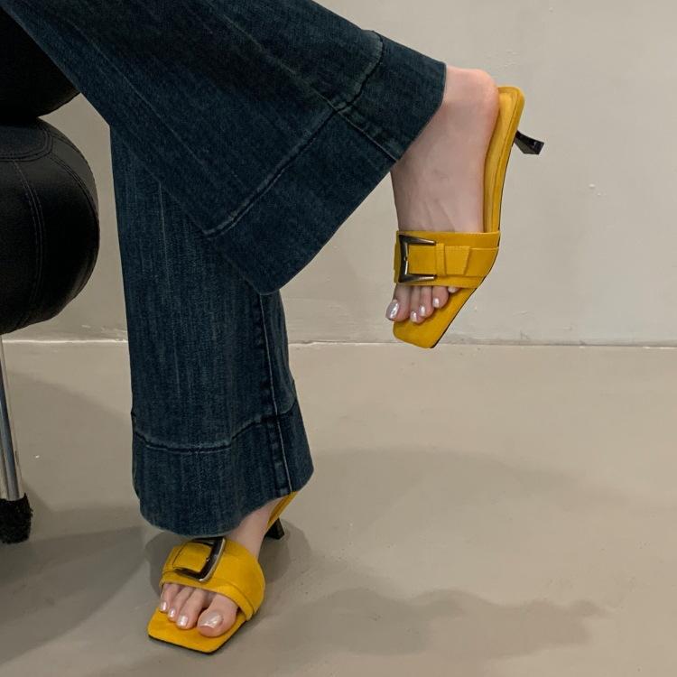 Temperament square head open-toed thin heel belt buckle one-word sandals women wear niche cool slippers 35
Temperament square head open-toed thin heel belt buckle one-word sandals women wear niche cool slippers 35