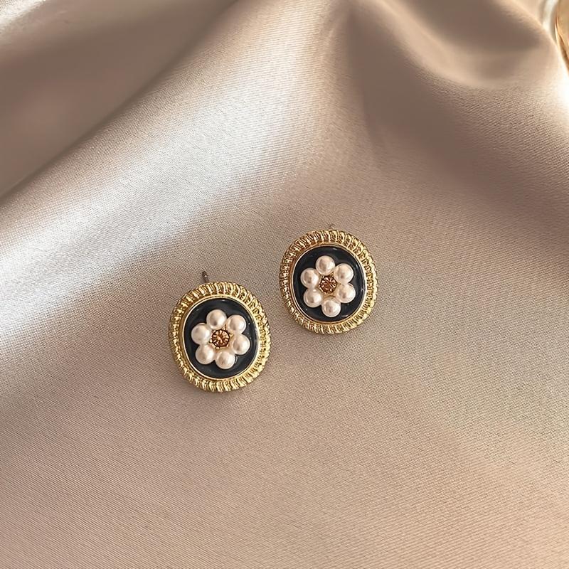 Пять пар ретро серег-гвоздиков в гонконгском стиле винного цвета, женственный темперамент, высококлассный жемчуг любви, геометрический набор украшений CHINA
Пять пар ретро серег-гвоздиков в гонконгском стиле винного цвета, женственный темперамент, высококлассный жемчуг любви, геометрический набор украшений CHINA