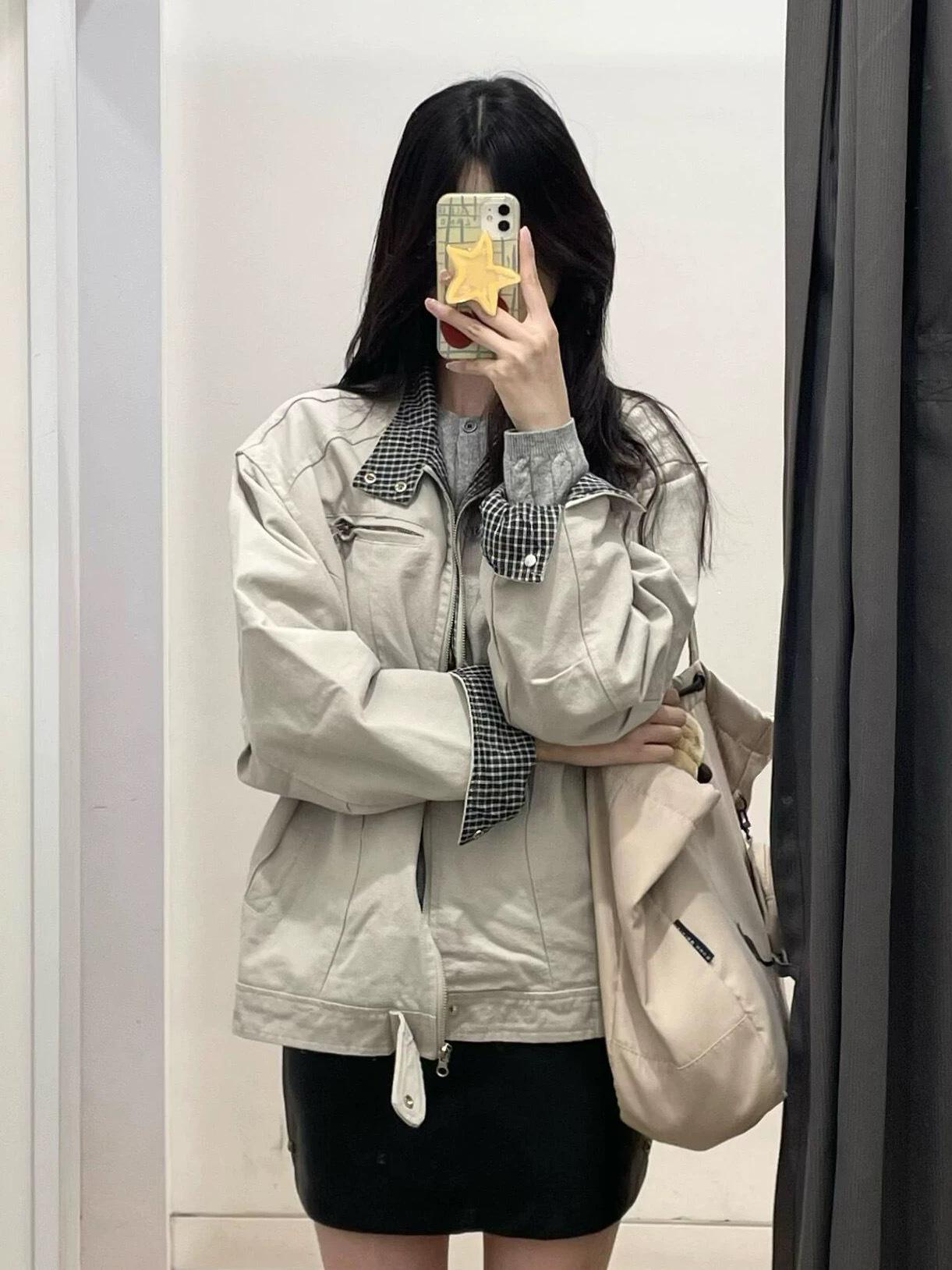 Autumn American Style Stand Collar Jacket for Women - Loose, Trendy Unisex Workwear Top 2XL
Autumn American Style Stand Collar Jacket for Women - Loose, Trendy Unisex Workwear Top 2XL