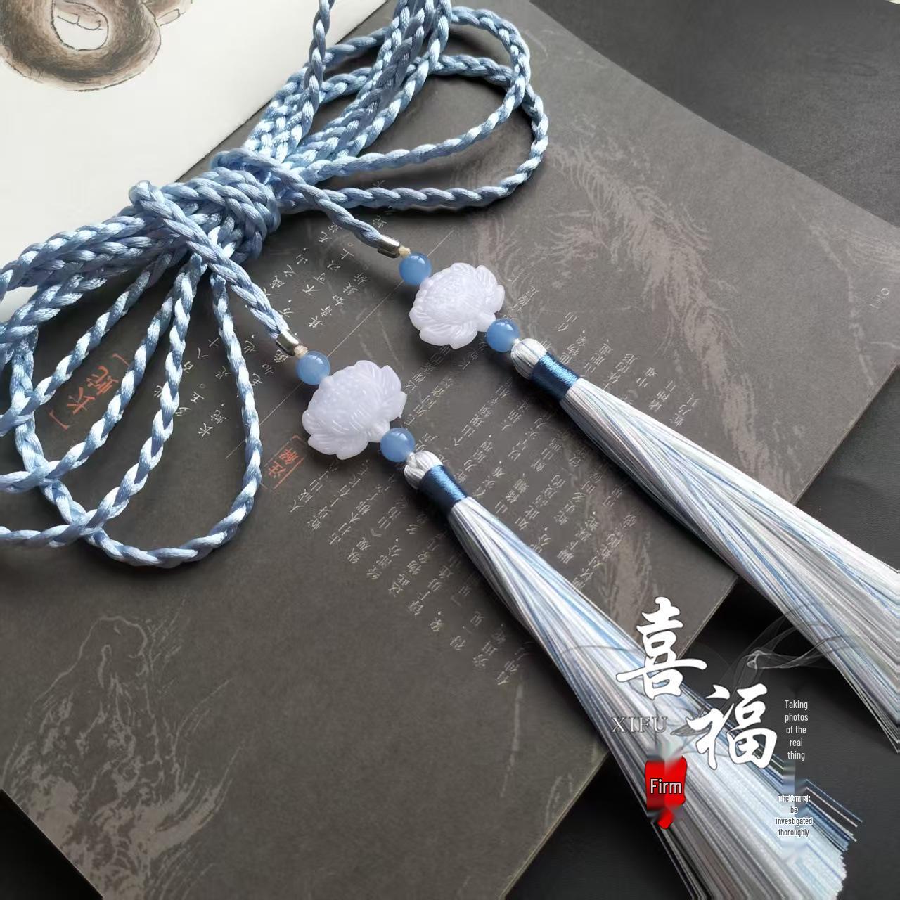 Ming Dynasty Daoist Robe Waist Rope with Jade Pendant Tassel - Unisex Hanfu Palace Ribbon Accessory 15 cm Tassel
Ming Dynasty Daoist Robe Waist Rope with Jade Pendant Tassel - Unisex Hanfu Palace Ribbon Accessory 15 cm Tassel