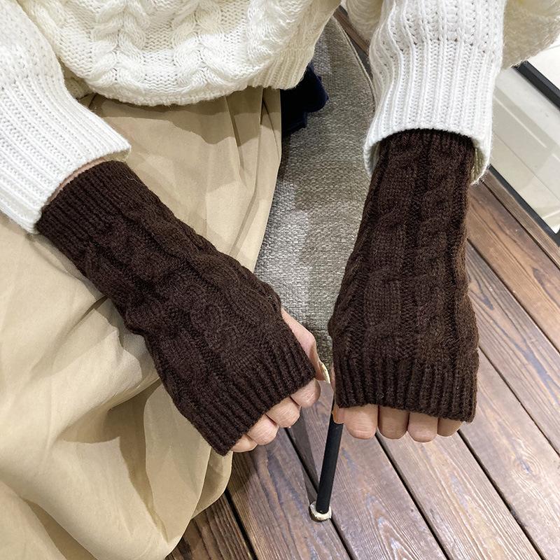 Fashion Half Finger Knitting Fried Dough Twists Sleeve Sleeve Wrist Guard Sweater Long Sleeve Outdoor Travel Warm Hand Sleeve One Size
Fashion Half Finger Knitting Fried Dough Twists Sleeve Sleeve Wrist Guard Sweater Long Sleeve Outdoor Travel Warm Hand Sleeve One Size