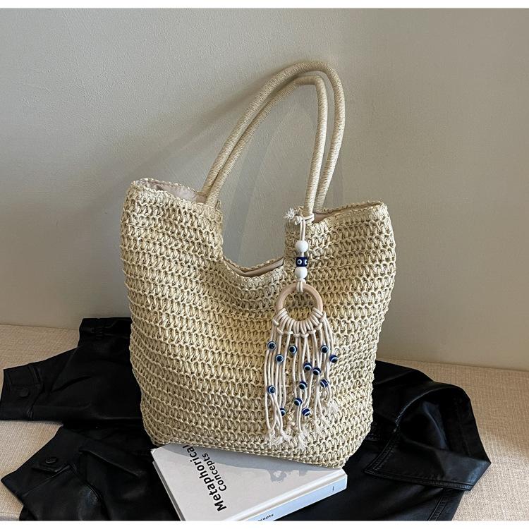 Trendy Woven Straw Simple Tote Bag Fashiable Boho Beach Shoulder Bag Simple Retro Fashiable and Versatile Commuter Bag белый
Trendy Woven Straw Simple Tote Bag Fashiable Boho Beach Shoulder Bag Simple Retro Fashiable and Versatile Commuter Bag белый