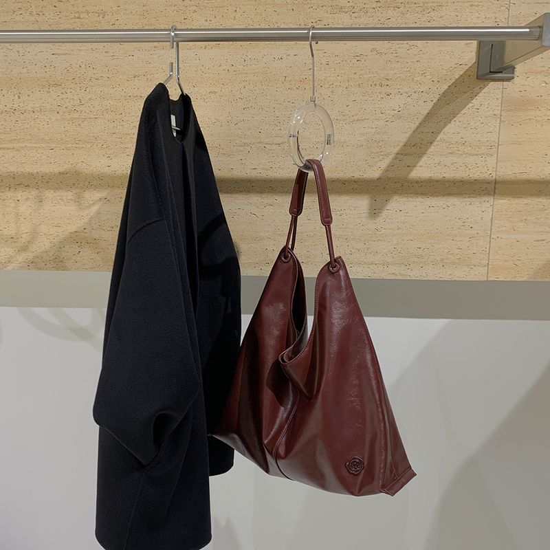 Micocah Chill Girl Original One-Shoulder Women s Bag Niche Style Bag Large Capacity Commuter Tote Hobo Red chestnut brown
Micocah Chill Girl Original One-Shoulder Women s Bag Niche Style Bag Large Capacity Commuter Tote Hobo Red chestnut brown