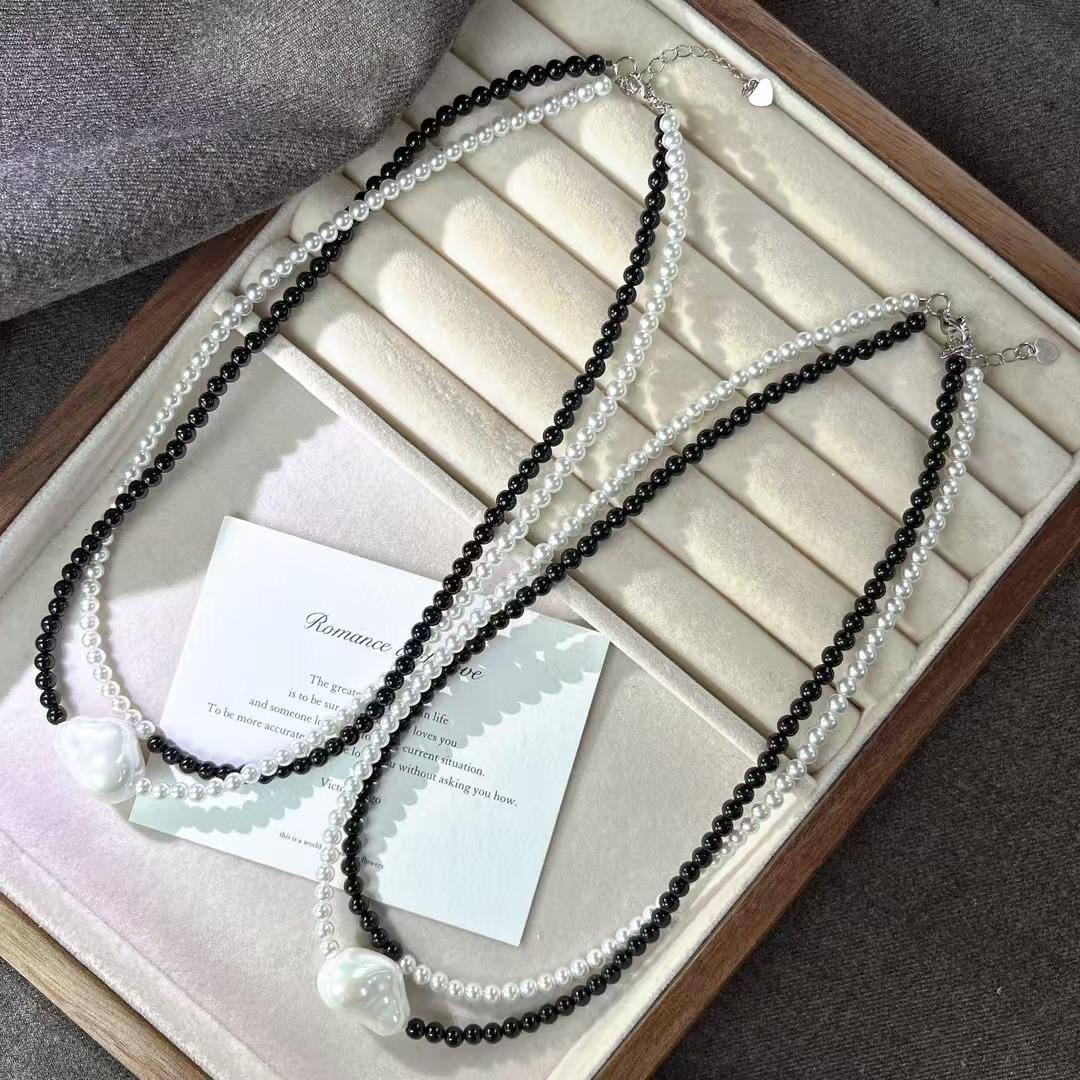 Vintage Strong Light High Quality Natural Black Agate Artificial Crystal Pearl Double Necklace Collarbone Chain
Vintage Strong Light High Quality Natural Black Agate Artificial Crystal Pearl Double Necklace Collarbone Chain