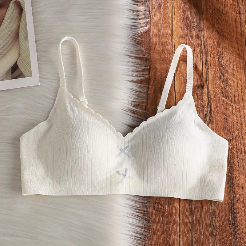 White Seamless Wireless Bra with Full Fixed Thin Drop Cups S білий
White Seamless Wireless Bra with Full Fixed Thin Drop Cups S білий