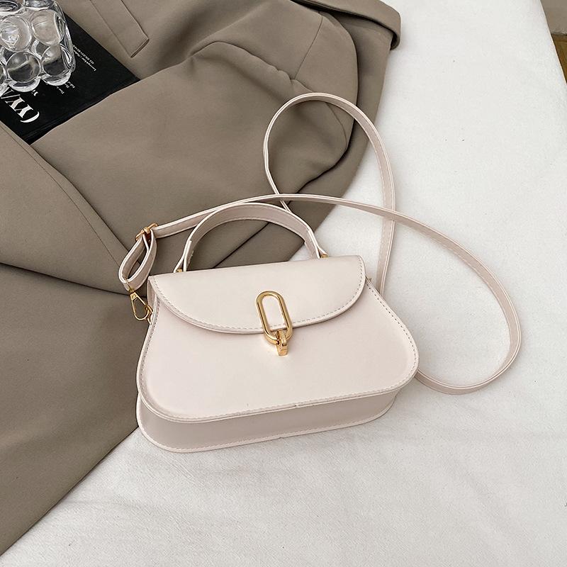 Сумка Новая модная сумка-седло 2025 года, сумка через плечо в стиле ретро, универсальная сумка через плечо премиум-фактуры, женская сумка через плечо Tide белый
Сумка Новая модная сумка-седло 2025 года, сумка через плечо в стиле ретро, универсальная сумка через плечо премиум-фактуры, женская сумка через плечо Tide белый