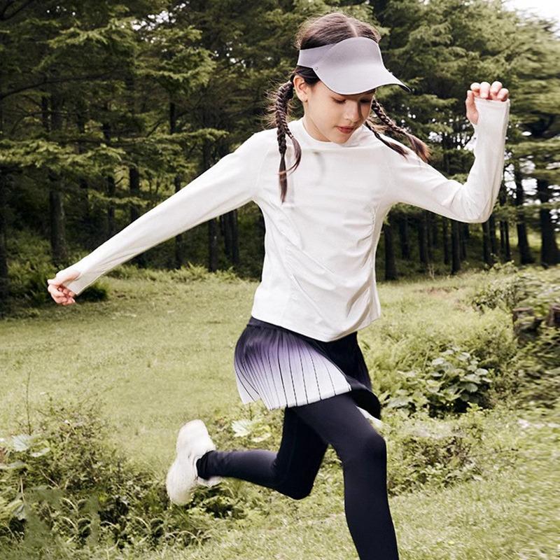 Girls Quick-Dry Long-Sleeve Sports T-Shirt Set: Fingerless Fitness and Yoga Wear for Spring and Autumn 110 cm
Girls Quick-Dry Long-Sleeve Sports T-Shirt Set: Fingerless Fitness and Yoga Wear for Spring and Autumn 110 cm